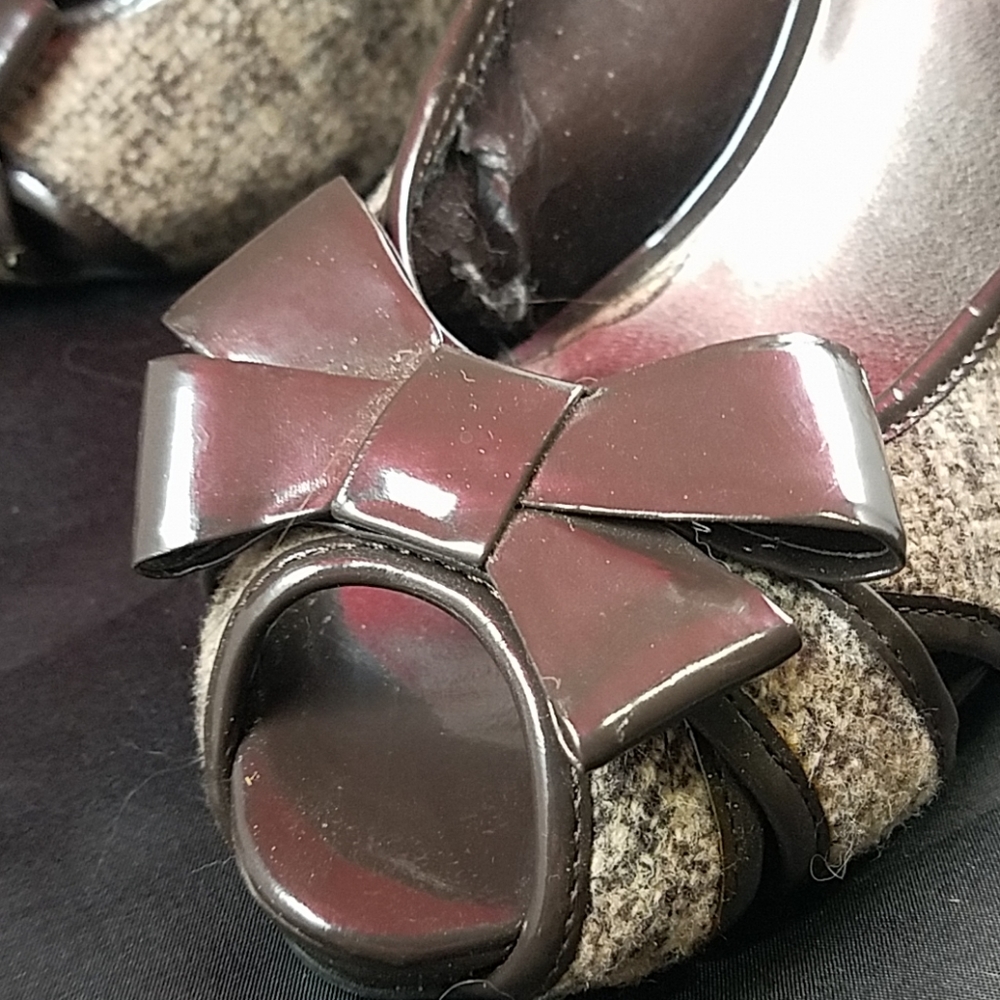 Heels - Picture 3 of 4